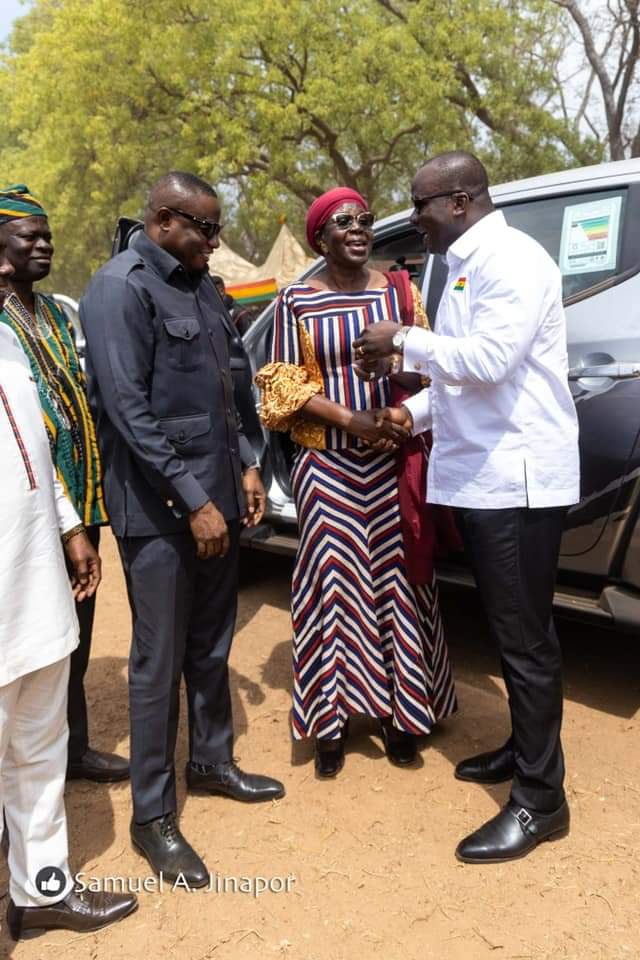 Abu Jinapor Donates Pick Up Vehicle to Savannah GES For Monitoring